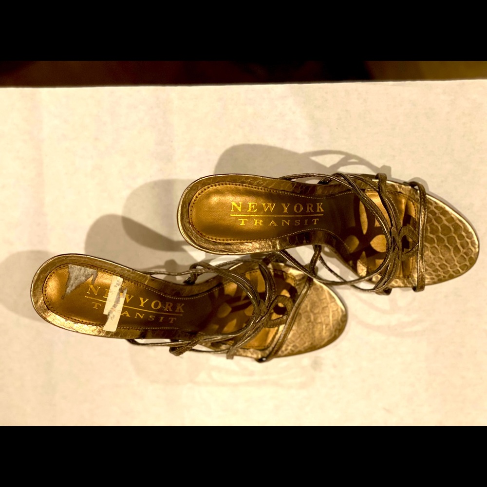 New York transit sandals in bronze -